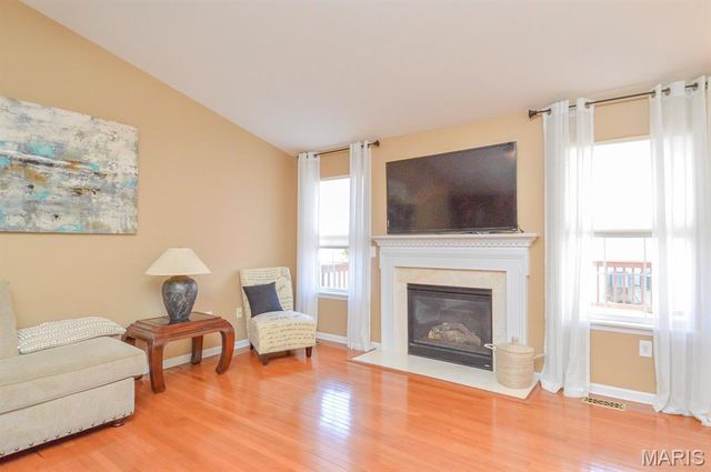 2250 Amberleigh Drive, Maryville, IL 62062