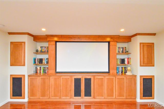 2250 Amberleigh Drive, Maryville, IL 62062