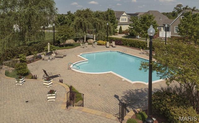 2250 Amberleigh Drive, Maryville, IL 62062