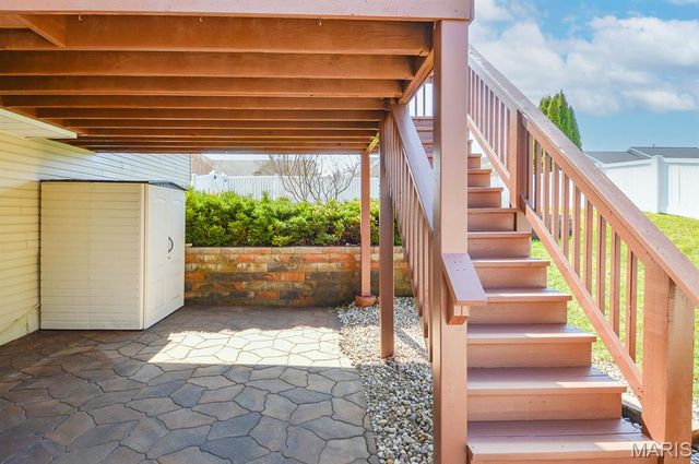 2250 Amberleigh Drive, Maryville, IL 62062