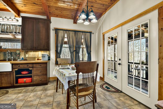 396 Dover Falls Trail, Ellijay, GA 30540