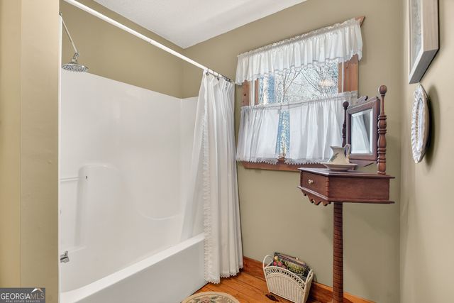 396 Dover Falls Trail, Ellijay, GA 30540