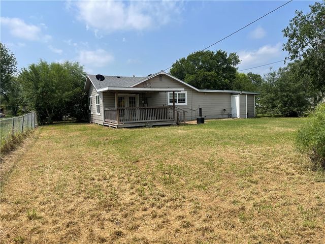 408 W Ave C, Kingsville, TX 78363