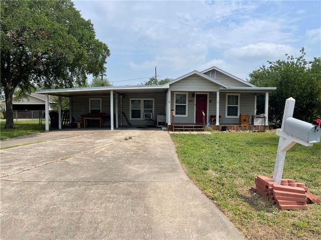 408 W Ave C, Kingsville, TX 78363
