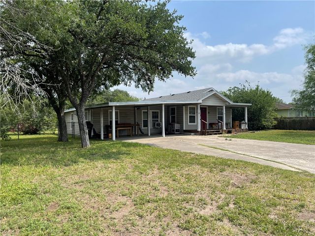 408 W Ave C, Kingsville, TX 78363