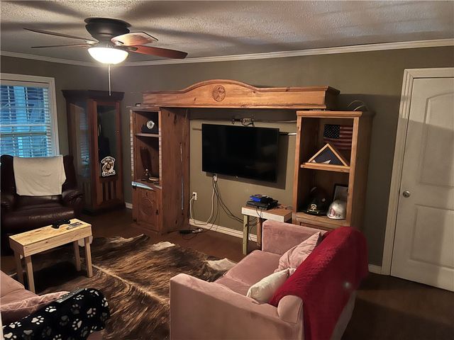 408 W Ave C, Kingsville, TX 78363