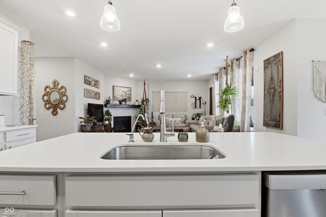 3527 Brunstfield Court, Bargersville, IN 46106