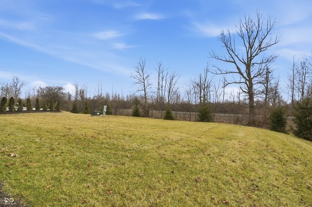 3527 Brunstfield Court, Bargersville, IN 46106