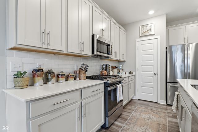 3527 Brunstfield Court, Bargersville, IN 46106