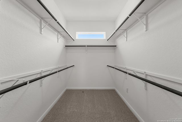 138 Annette Dr, Castroville, TX 78009