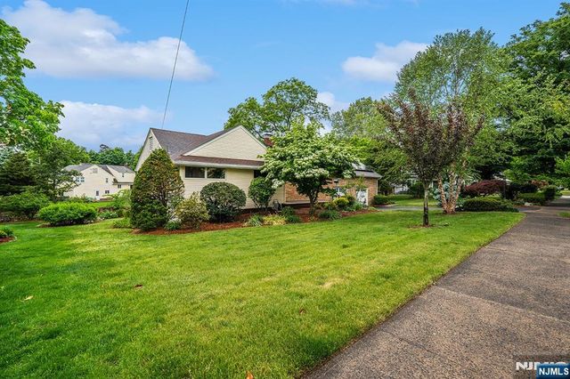 226 Mulberry Place, Ridgewood, NJ 07450