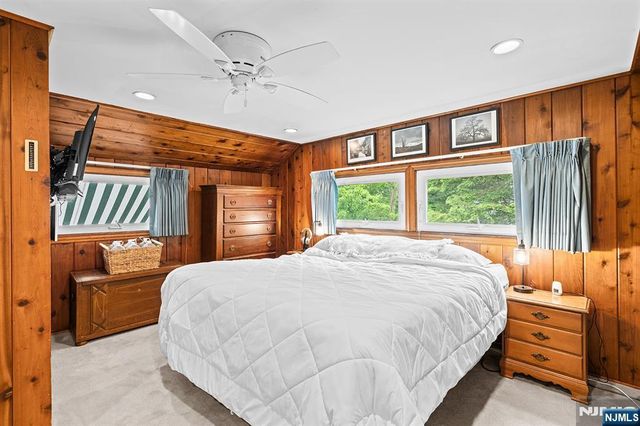 226 Mulberry Place, Ridgewood, NJ 07450
