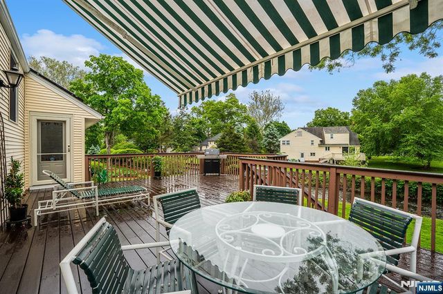 226 Mulberry Place, Ridgewood, NJ 07450