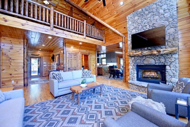 71 High Country Lane, Morganton, GA 30560