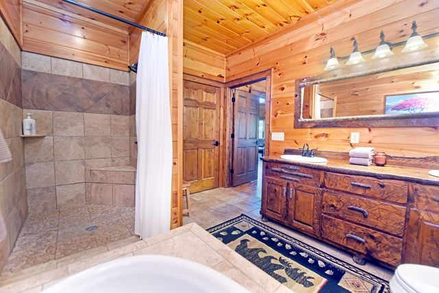 71 High Country Lane, Morganton, GA 30560