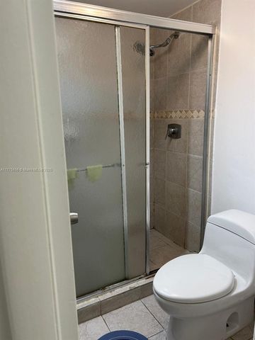 17890 W Dixie Highway 714, North Miami Beach, FL 33160