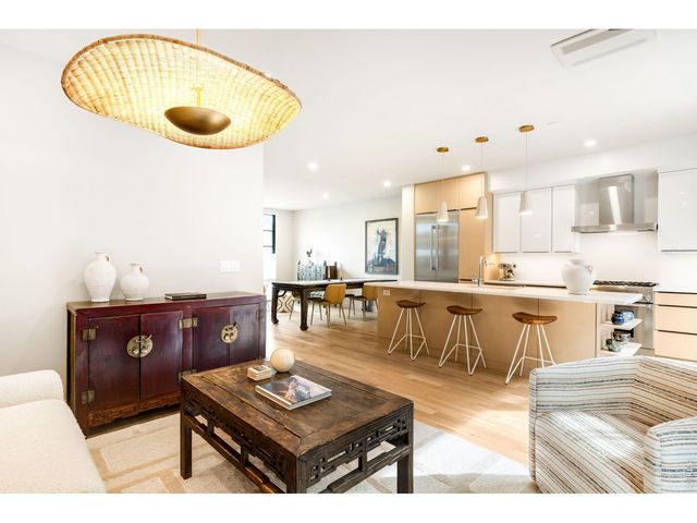 2116 Pearl St C, Boulder, CO 80302