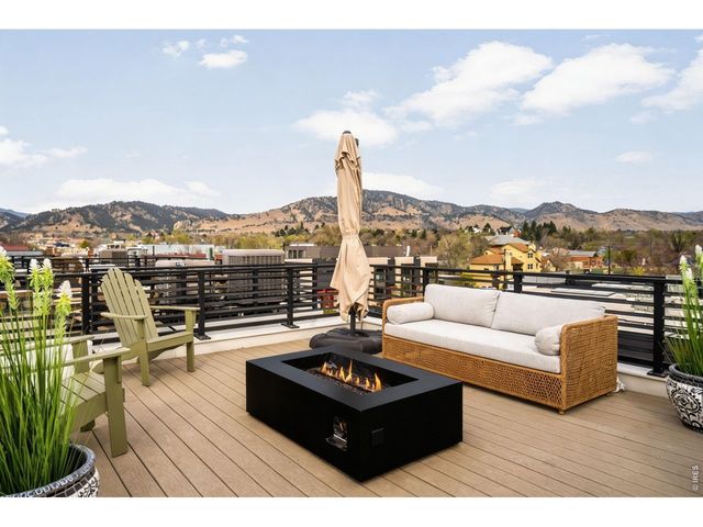 2116 Pearl St C, Boulder, CO 80302