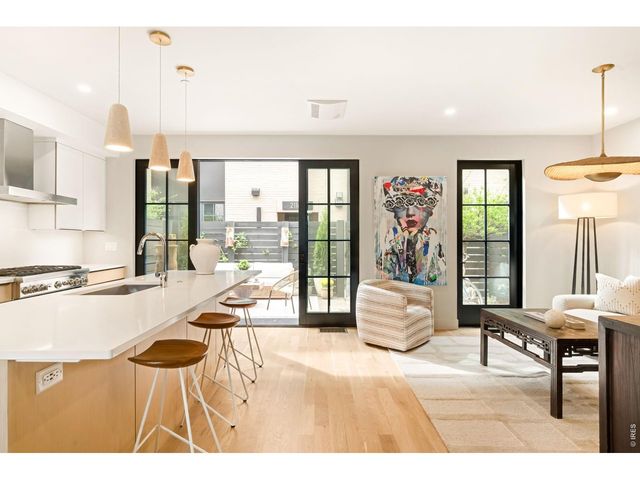 2116 Pearl St C, Boulder, CO 80302