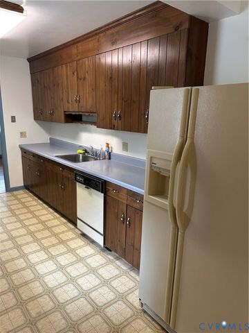 2208 Grant St, Hopewell, VA 23860