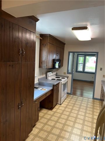 2208 Grant St, Hopewell, VA 23860