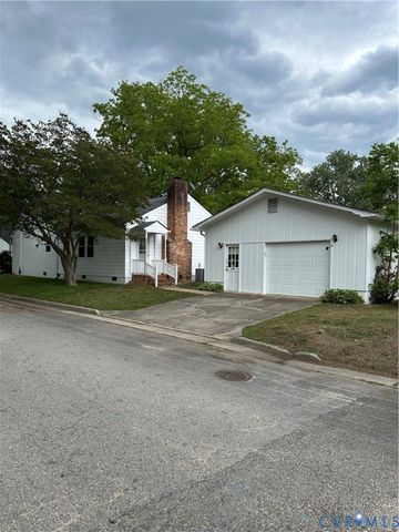 2208 Grant St, Hopewell, VA 23860