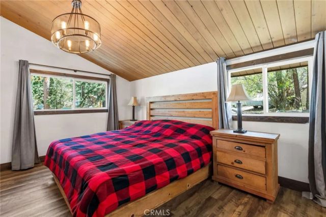 426 Crystal Court, Big Bear Lake, CA 92315