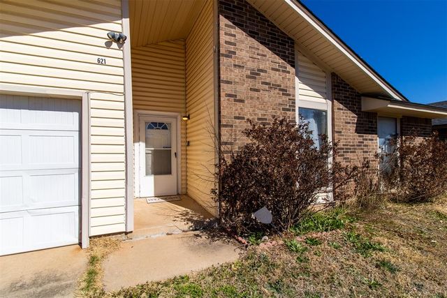 621 NW 117th Street, Oklahoma City, OK 73114