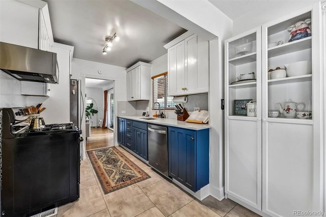 1825 S Adams Street, Denver, CO 80210