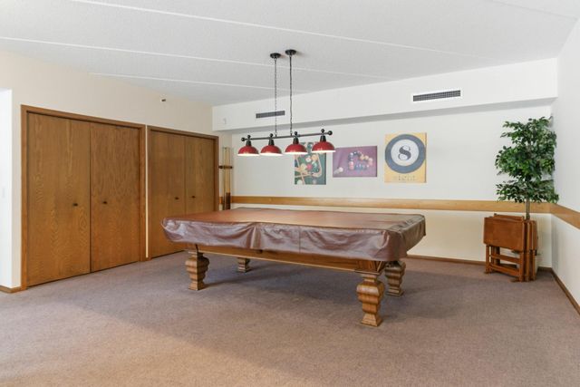 3030 Saint Albans Mill Road 213, Minnetonka, MN 55305