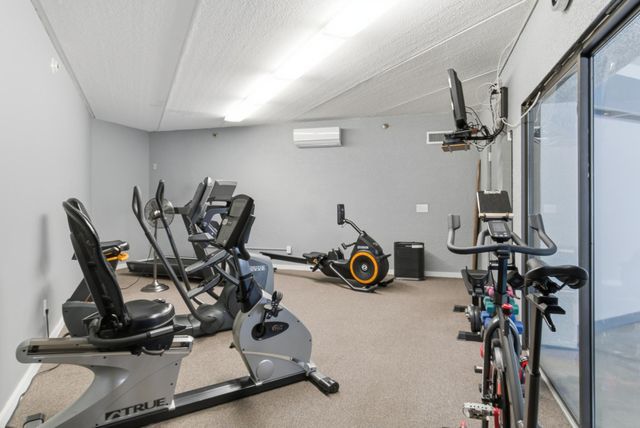 3030 Saint Albans Mill Road 213, Minnetonka, MN 55305