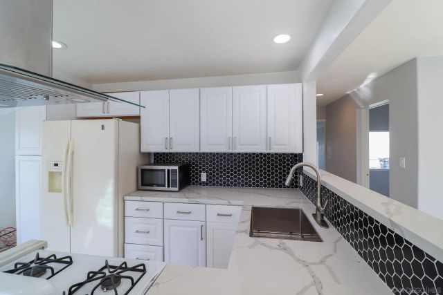 110 W Hall, San Ysidro, CA 92173