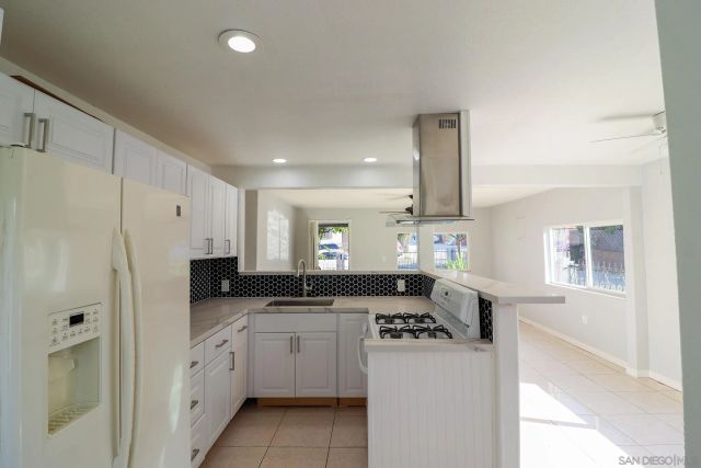 110 W Hall, San Ysidro, CA 92173