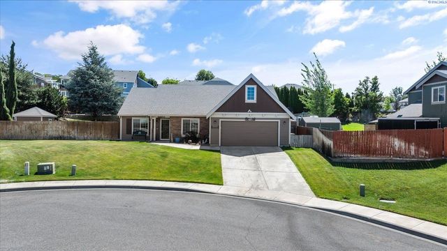 3721 Cherry Ct., West Richland, WA 99353
