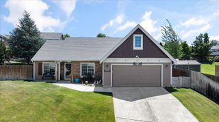3721 Cherry Ct., West Richland, WA 99353