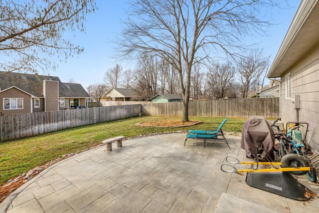 9701 W Greenspoint St, Wichita, KS 67205