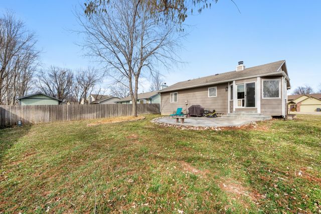 9701 W Greenspoint St, Wichita, KS 67205