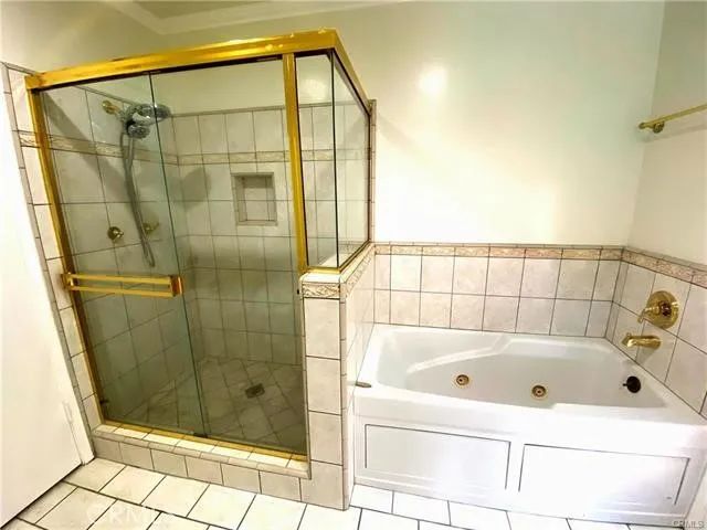 23552 Kivik Street, Woodland Hills, CA 91367