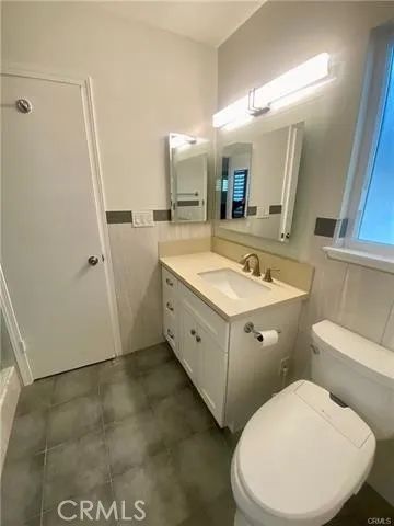 23552 Kivik Street, Woodland Hills, CA 91367