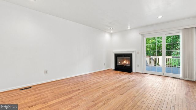 432 COUNTRY CLUB DR, Lansdale, PA 19446