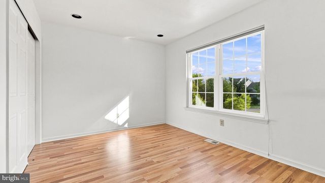 432 COUNTRY CLUB DR, Lansdale, PA 19446