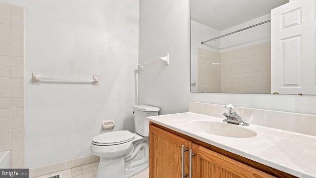 432 COUNTRY CLUB DR, Lansdale, PA 19446
