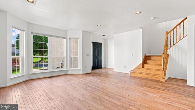 432 COUNTRY CLUB DR, Lansdale, PA 19446