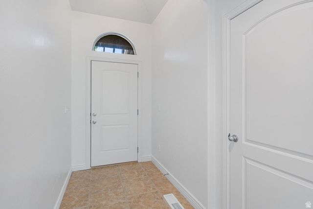 7183 S VILLA PLACE DR, Midvale, UT 84047