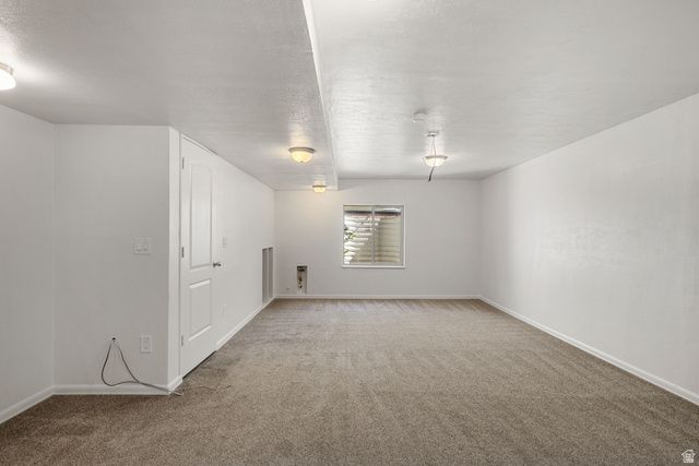 7183 S VILLA PLACE DR, Midvale, UT 84047