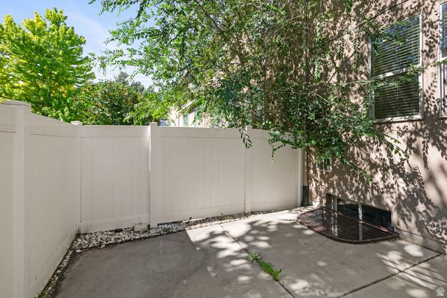 7183 S VILLA PLACE DR, Midvale, UT 84047