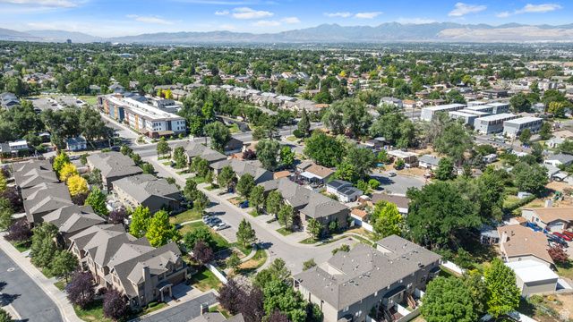 7183 S VILLA PLACE DR, Midvale, UT 84047