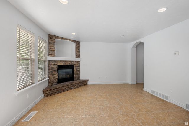7183 S VILLA PLACE DR, Midvale, UT 84047