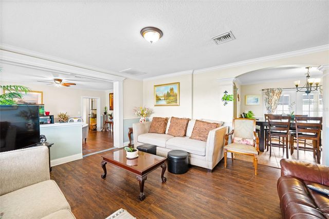105 MIRROR DRIVE, Sanford, FL 32773