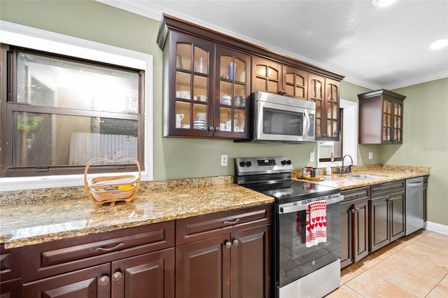 105 MIRROR DRIVE, Sanford, FL 32773